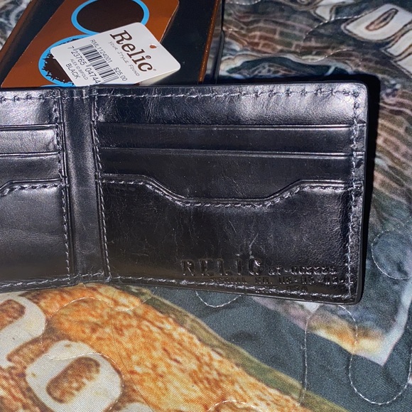 Relic wallet - Picture 3 of 7